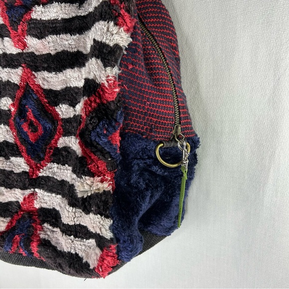 Love Binetti Joan Jett Striped Tote Bag, Missing Shoulder Strap & Zipper Pull - Picture 8 of 8